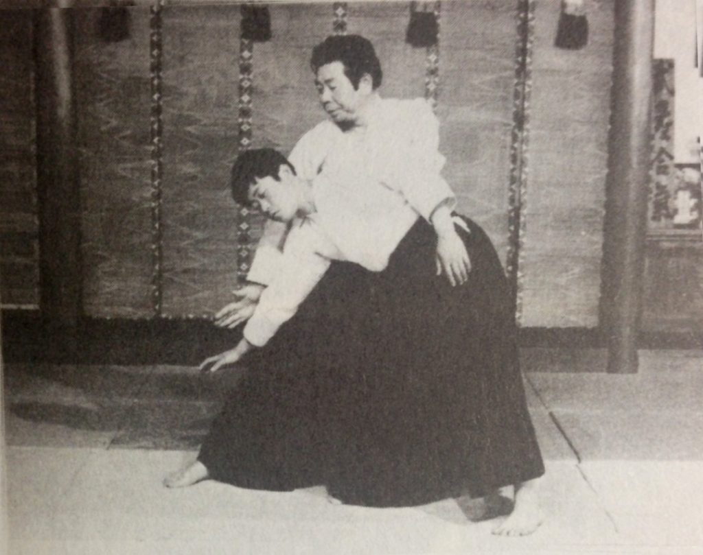 Morihiro Saito demonstrates iriminage from Volume 4 of the "Traditional Aikido" series